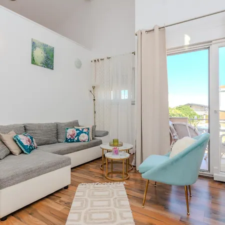 Nikolic Apartament Vir